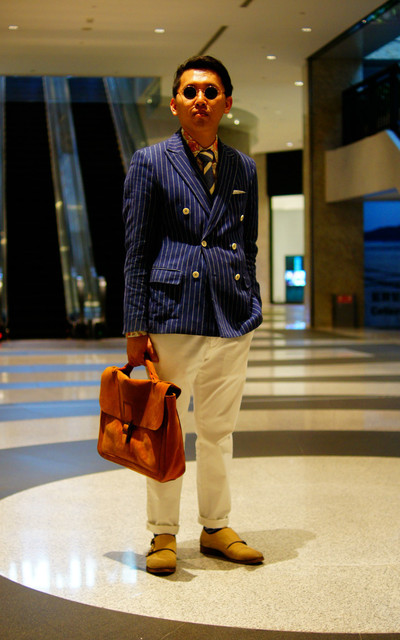SUIT WALK 2015