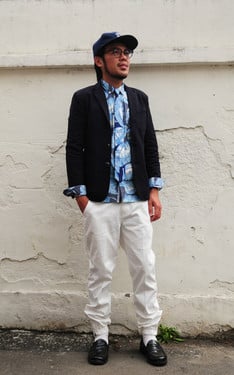 blue x white