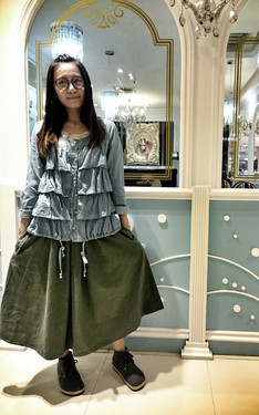 臨時出門的鄰家女