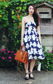 OUTFIT《 CHI CHI LONDON 》