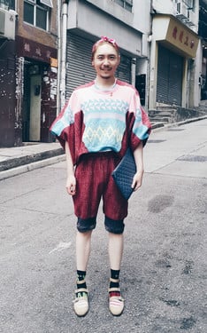 喜歡上衣和短褲是同一個材質