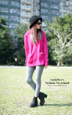 喜洋洋桃紅