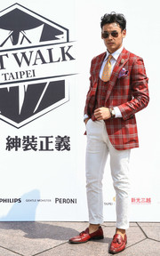 Suit Walk 2015