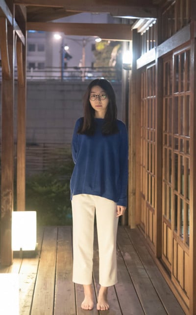 腳踩大地