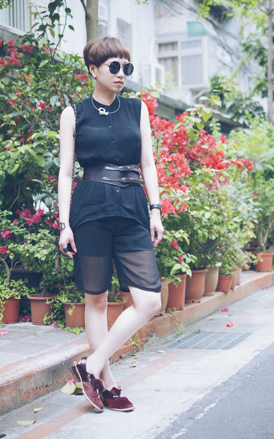 0418 喝了杯杏仁拿鐵