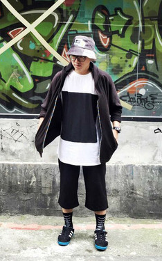 寬褲好舒服啊~