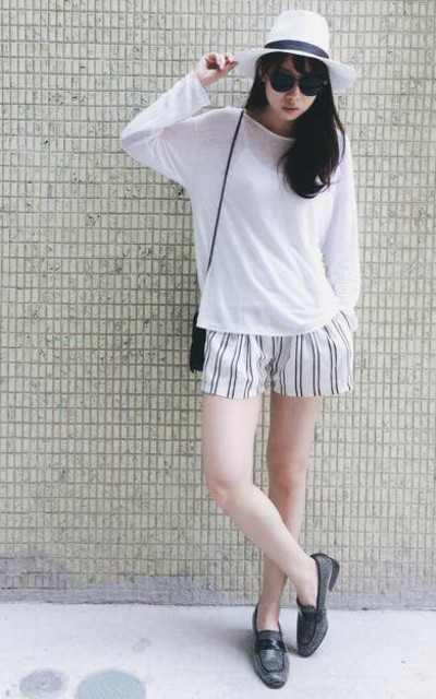 monotone style