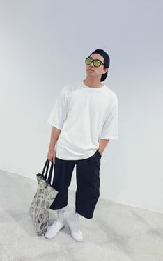 非黑即白