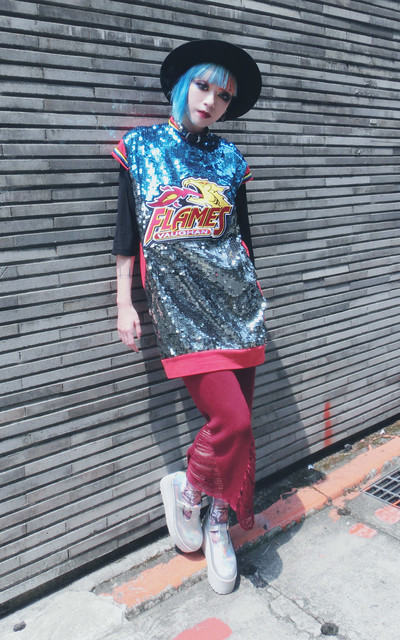 I was born with glitter in my tongue