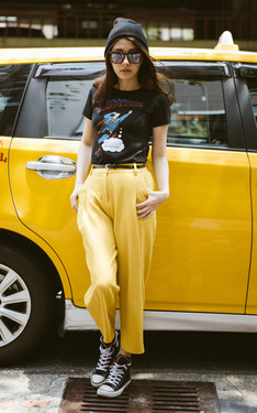 時尚穿搭：我是黃的，車也是黃的