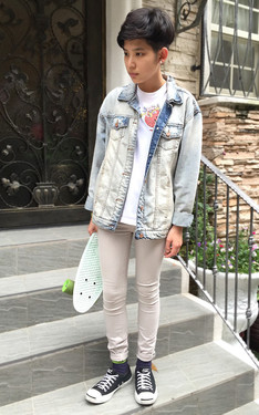 ▲ ‪#‎green‬ ‪#white #high #rise #skinny #jeans #old #vintage 。▲