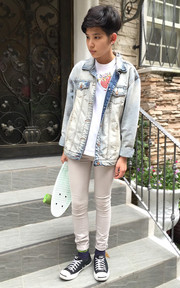 ▲ ‪#‎green‬ ‪#white #high #rise #skinny #jeans #old #vintage 。▲