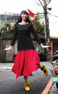 俏皮聖誕少女