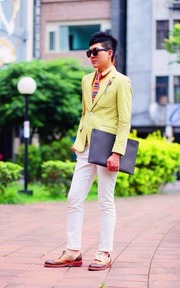 KOREA 西裝外套的時尚穿搭