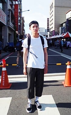 逛市集
