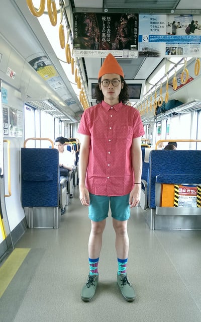 初登日本走街頭