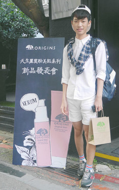 白色藍色最安全