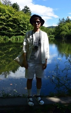 夏日避暑