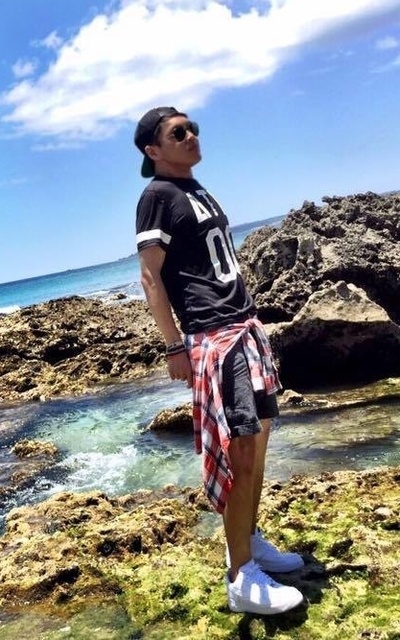 每到夏天我要去海邊~