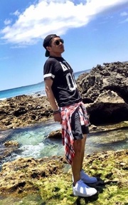 每到夏天我要去海邊~