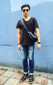 BLACK & BLUE