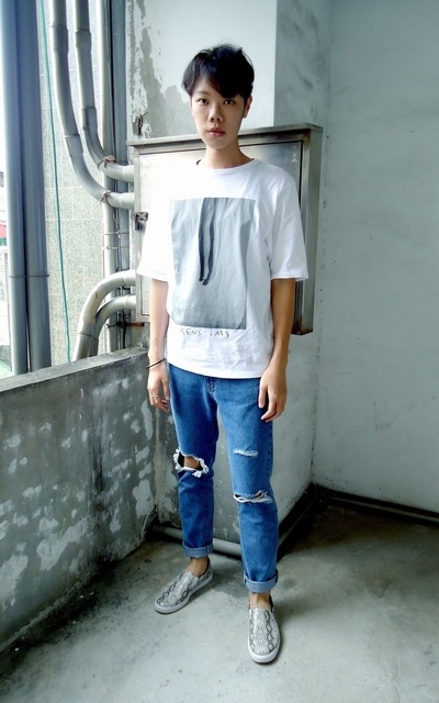 BLUE BLUE MONDAY