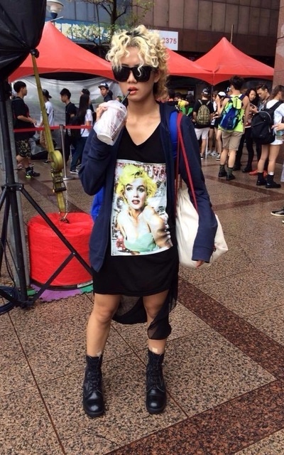 街拍感舞蹈比賽前便裝