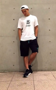 Stussy Logo 輕鬆搭