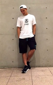 Stussy Logo 輕鬆搭