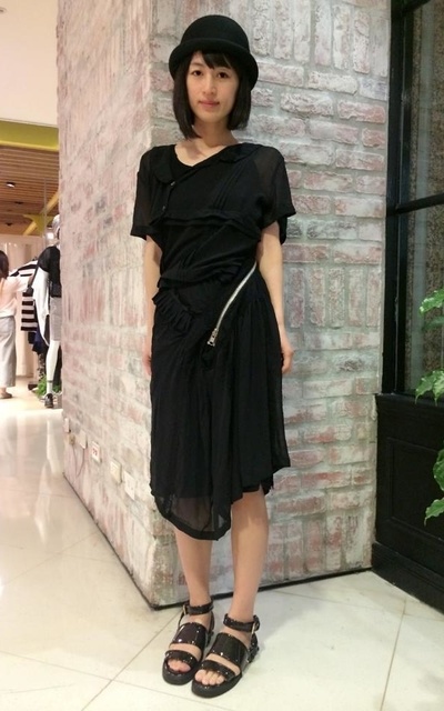 ALL BLACK