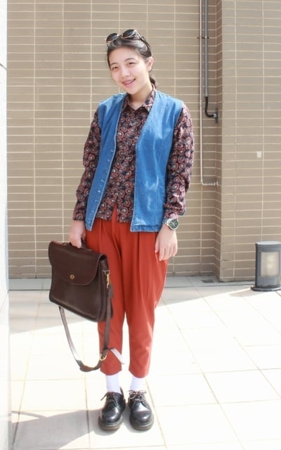 咦是19歲の老臉