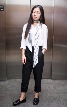 Skinny scarf