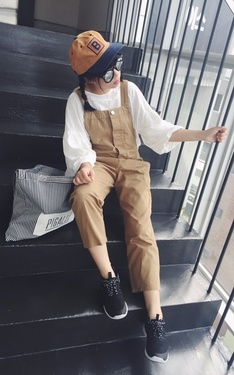 俏皮吊帶LOOK