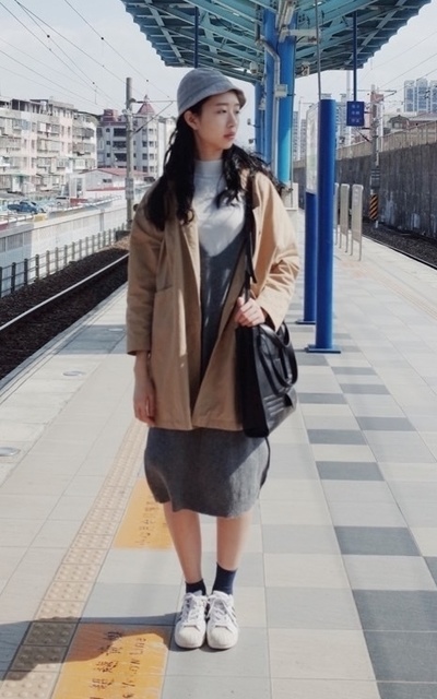 秋季風衣簡單日常