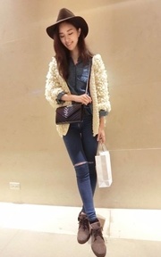 Double Denim + 毛毛外套穿搭