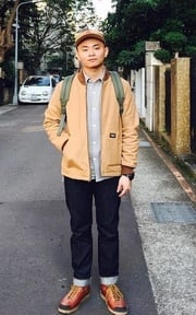 欸不要笑的那麼僵啊