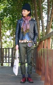 DR. MARTENS 鞋的穿搭