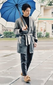 微高領搭睡袍，舒服