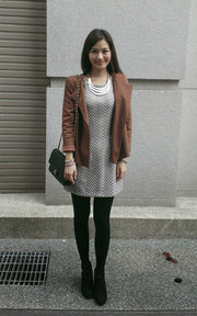 Lady Look!