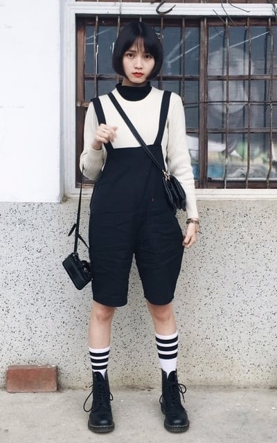小男孩