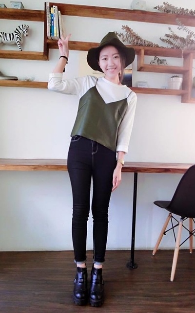 簡約墨綠