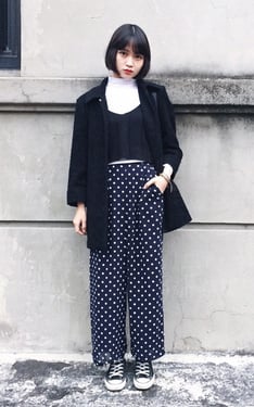 休閒勒底女子