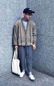 穿阿公的衣服去上課