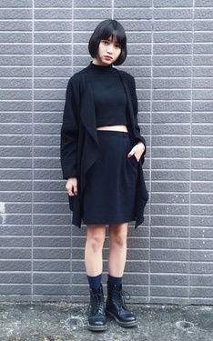 暗藏深藍色