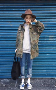 小男孩