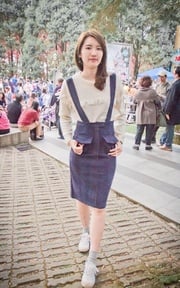 春天的吊帶高腰裙