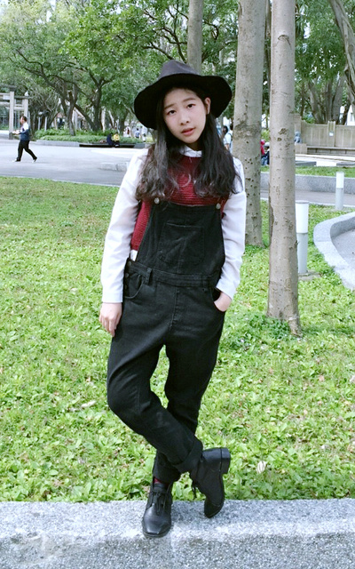 酒紅X黑白