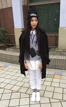 灰黑白