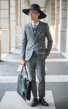2016 *SUIT WALK*