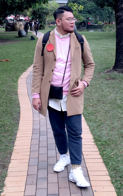 西裝寶貝。